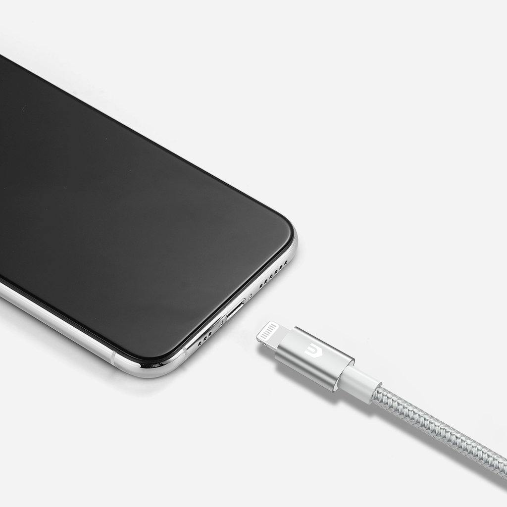Moxie Câble pour iPhone en nylon tressé noir 2m, USB-C vers